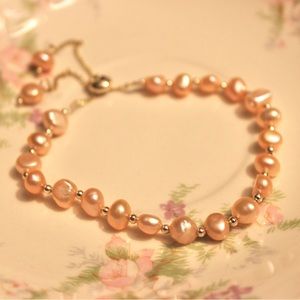 Pink freshwater pearl adjustable slider bracelet